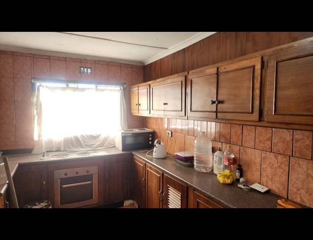 4 BEDROOM HOUSE FOR SALE IN VILLA LIZA